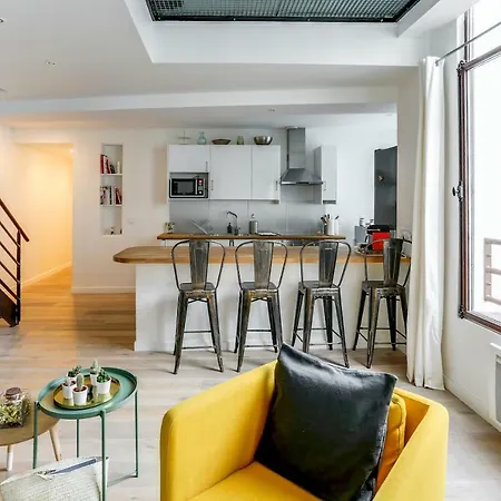Outstanding Duplex In The Heart Of *
