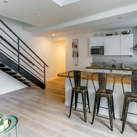 Outstanding Duplex In The Heart Of